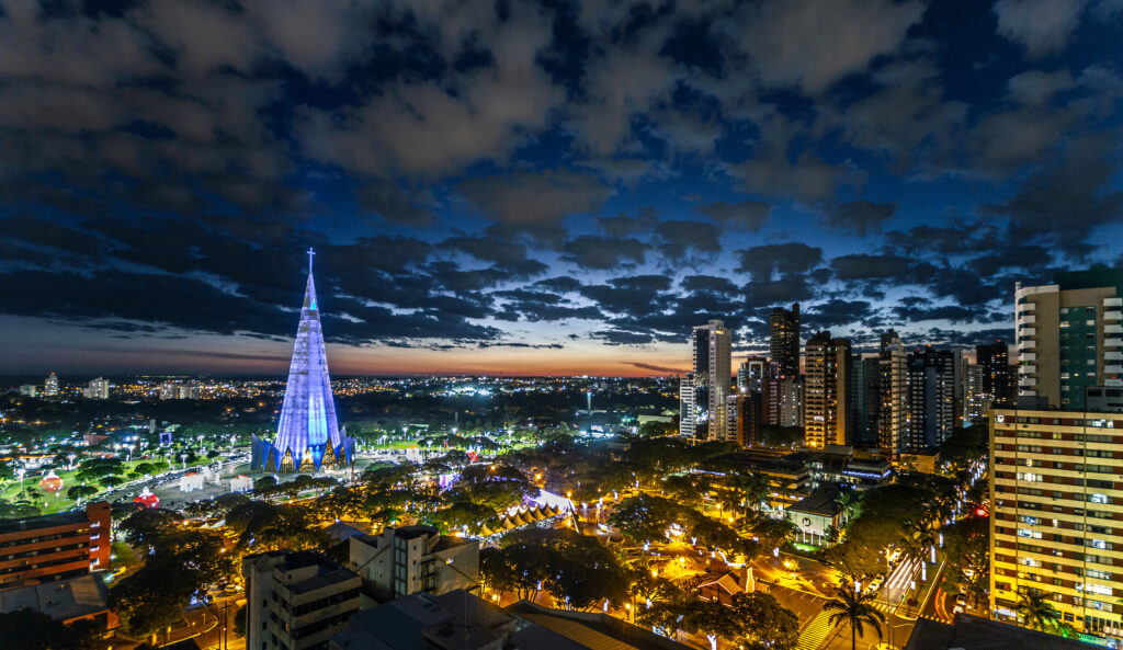 AdobeStock_336560111-1024x593 Maringá é a 3ªcidade do Brasil com maior valorização imobiliária em 2025